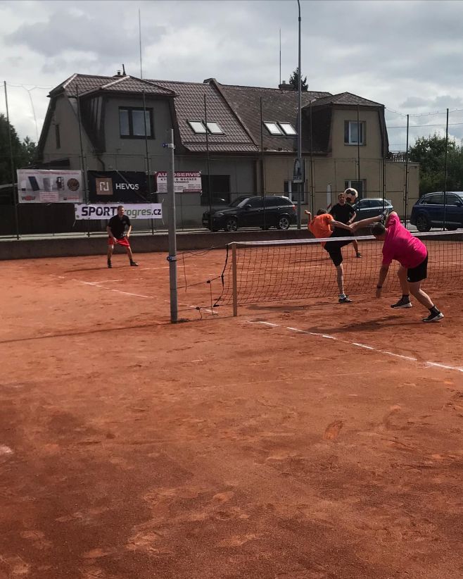 SPORTPROGRES se podílel na organizaci již 15. ročníku Memoriálu Petra Fabiána. #nohejbal #nohejbal⚽️ #nohejbalovyturnaj...